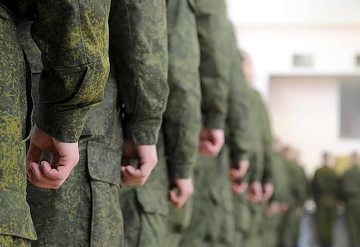 Отсрочку для многодетных сохранят, сборов для неслуживших не будет: в Госдуме опровергли слухи о мобилизации