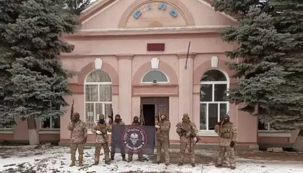 «Трупы ВСУ повсюду» – военкор раскрыл детали успеха штурмовиков Вагнера в Соледаре