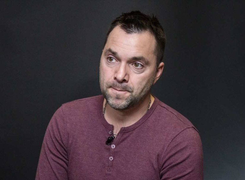 Арестович рассказал о бегстве ВСУ из Соледара