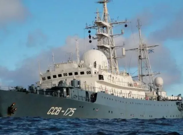 Береговая охрана США в панике из-за появления российского корабля-разведчика