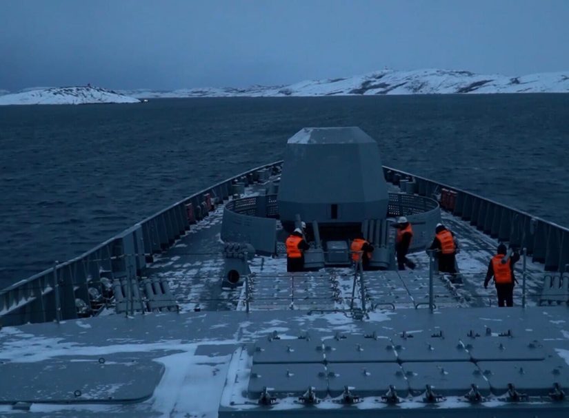 Медведев прокомментировал отправку "Адмирала Горшкова" к берегам НАТО