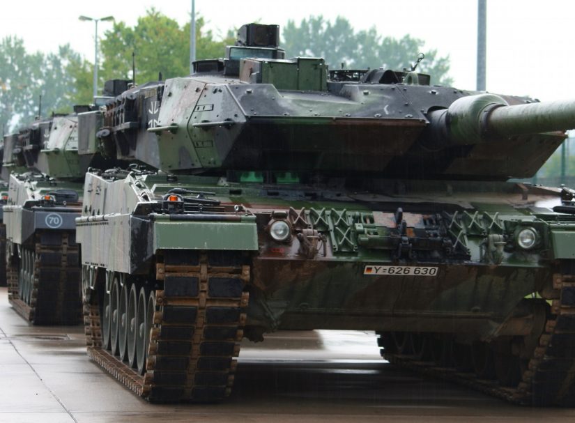 Танки, планирующие авиабомбы, сотни тысяч снарядов. Запад готовит украинский реванш