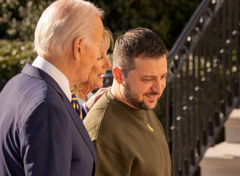 Марков рассказал, сколько Зеленский зарабатывает за один день военного конфликта