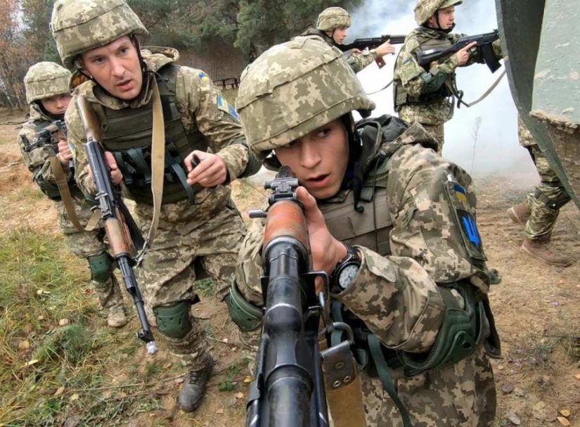 В «Артёмовскую мясорубку» брошены боевики из России