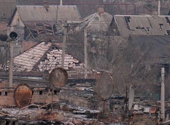 Артемовск: укронацисты похищают детей и планируют взрывы оставшихся зданий