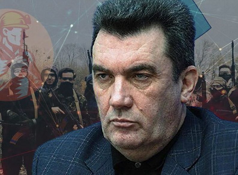 От «Белого аиста» – к черному ястребу: как русский парень Данилов стал апостолом бандеровщины