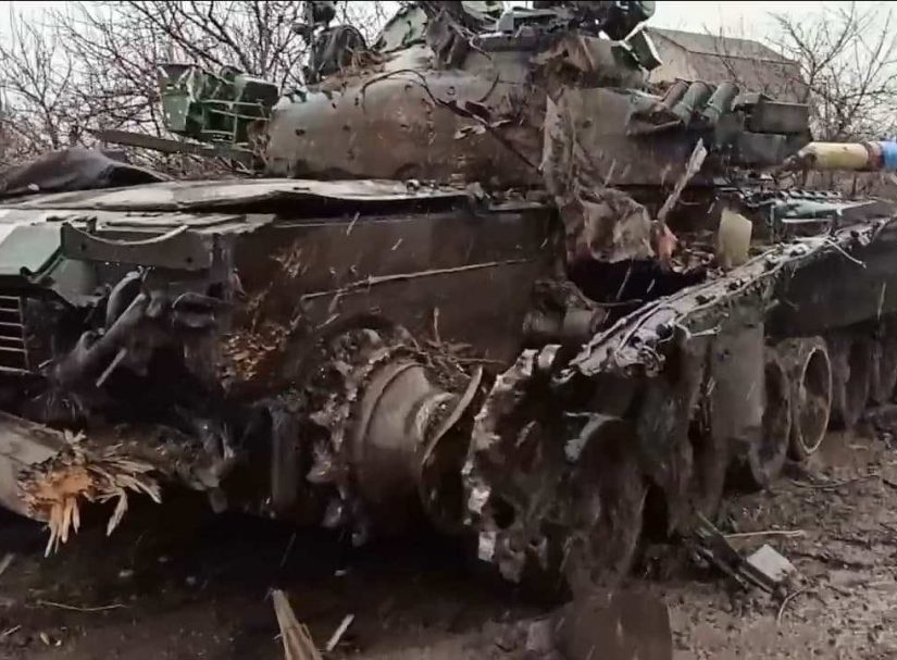 «Мясной штурм»: полное видео самоубийственной атаки бронетехники НАТО и пехоты на запорожском фронте