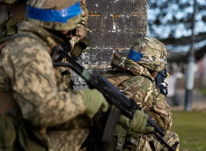 Наступление на Крым приведёт к тому, что ВСУ развалятся - подполковник Дэвис