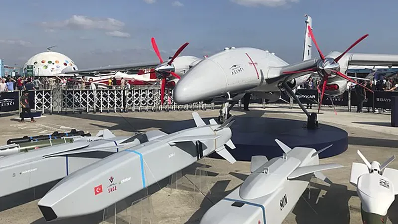 Военный эксперт Артамонов назвал одну из причин падения турецкого дрона Bayraktar TB2 в Киеве