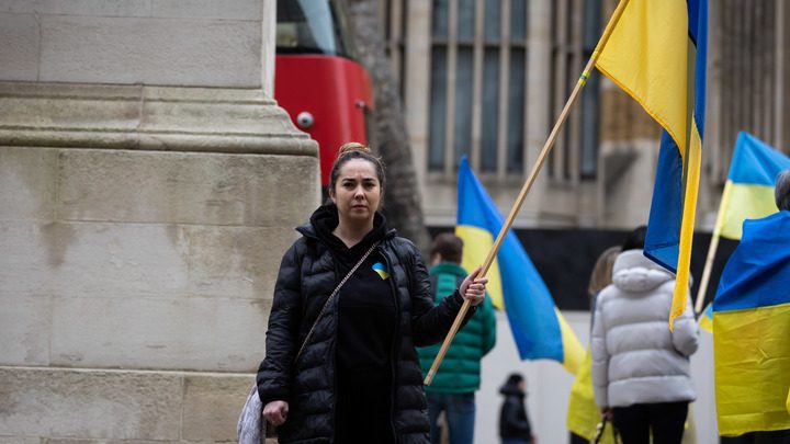 Русские слишком хорошо живут. Украинка опешила: "Меня аж трясёт"