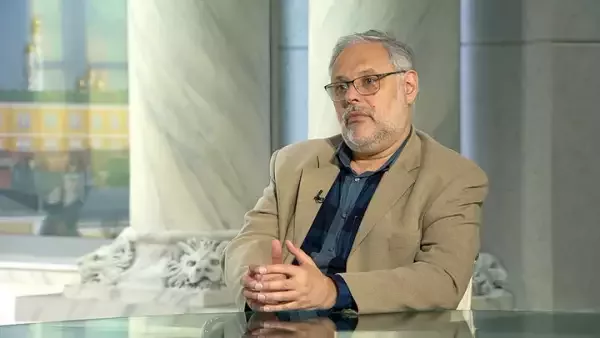 Михаил Хазин обещал большую войну. Осталось два месяца