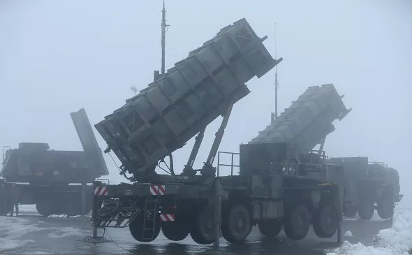 Американские чиновники подтвердили повреждение ЗРК Patriot в Киеве после российского удара