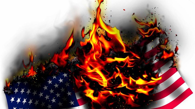 Нынче весело: дефолт Калифорнии привел к интригующему раскладу