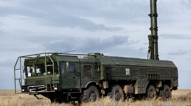 Эксперт Литовкин объяснил, как Россия усмирит агрессивные намерения НАТО при помощи ядерного оружия