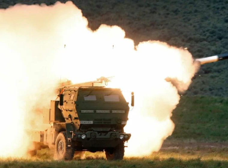 «HIMARS живут своей жизнью»: На Западе обвиняют Россию во взломе передовой американской РСЗО
