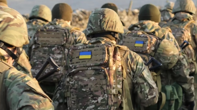 "Бойцов низшего сорта бросают на мины": Солдаты ВСУ рассказали правду о контрнаступе