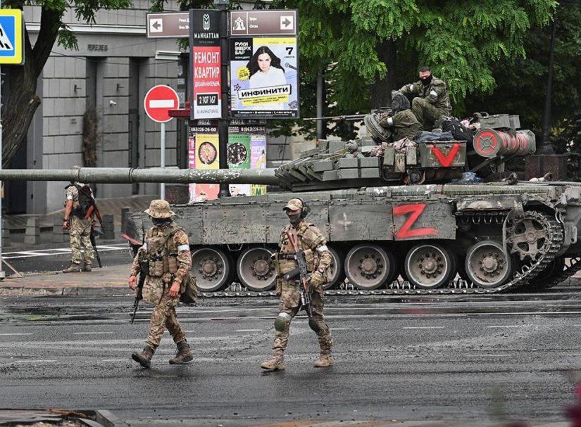 После мятежа "Вагнера" в спину России вогнали ещё один нож