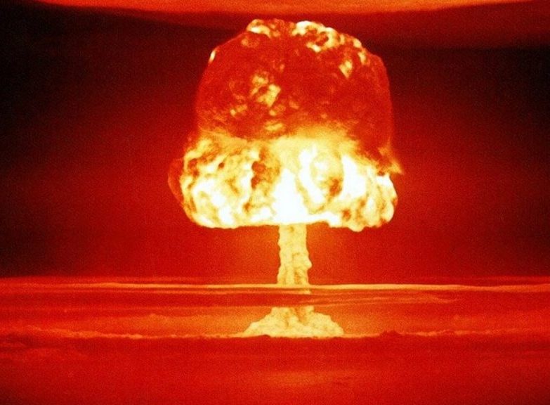 Уже поднесли зажженную спичку: Сатановский предупредил о ядерной провокации в Ровно