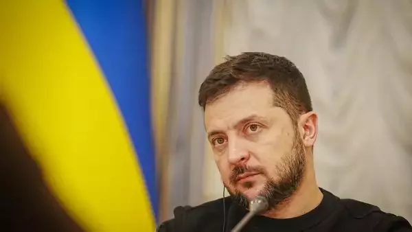 Двести парашютистов для ликвидации Зеленского: Полковник ГРУ оценил сенсацию