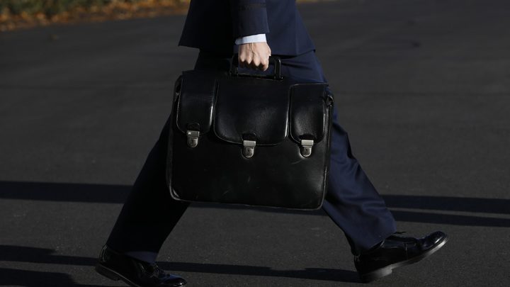 "Серый кардинал" СВО: Военный эксперт указал на того, кто жмёт на кнопку