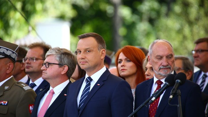 Варшава просит Россию о разгроме, который закончится разделом Польши