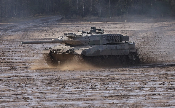 Leopard отказался вступать в бой, увидев российский танк