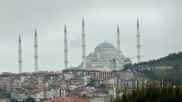 "Ударили в Сирии по турецким прокси". 4 жестких ответа Эрдогану