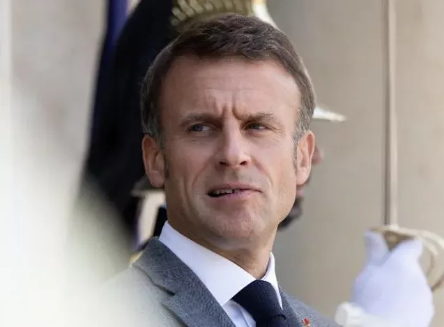 Президент ЮАР отомстил Макрону за оскорбление Путина