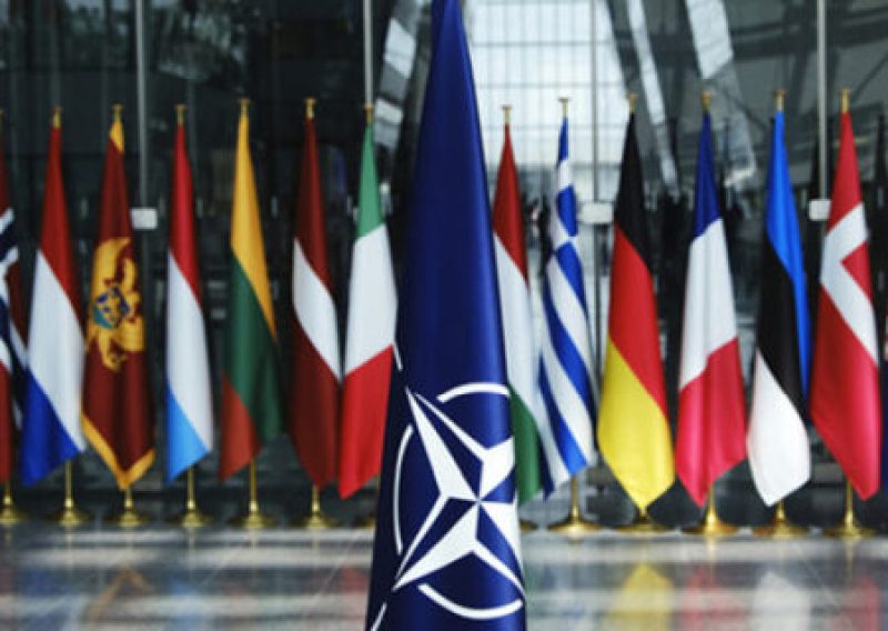 «Звонок для учителя». Пара слов о 5-й статье Устава НАТО