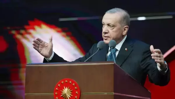 Ножи точат в Москве: Пять щупальцев Эрдогана, которые держат Россию