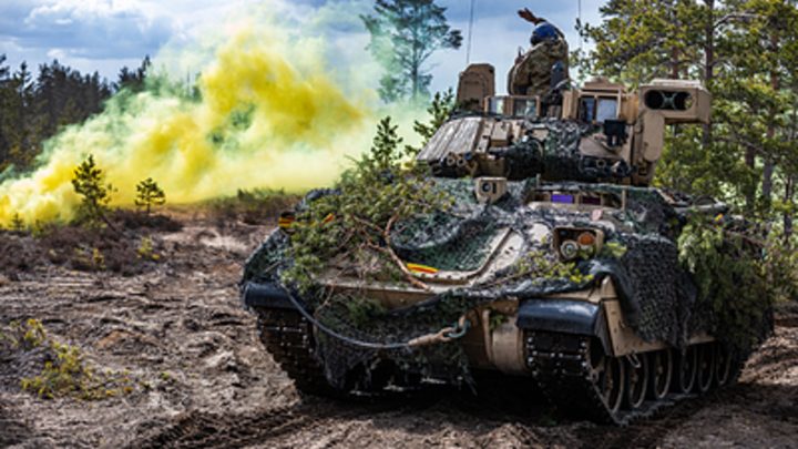 Русские мобилизованные сорвали хитрый план ВСУ, уничтожив шесть БМП Bradley и танк Leopard