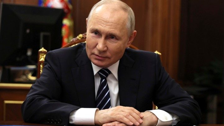 Путин может "перевернуть шахматную доску". Западу придётся согласиться на предложенный мир - Болтон