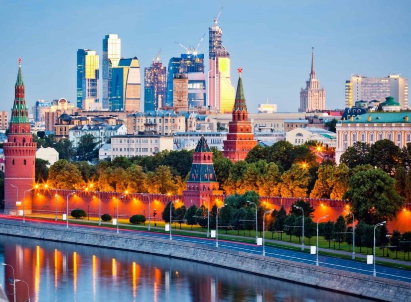 Армии - гения в погонах, рублю - персональную "СВО", пока "друг" России готовит удар в спину