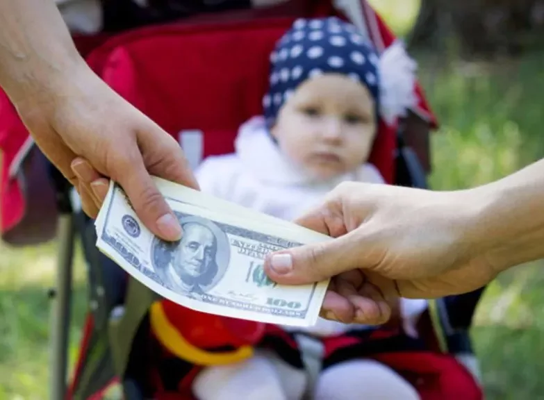 «Хочешь сбежать к русским оккупантам?» Из Купянска насильно вывозят детей