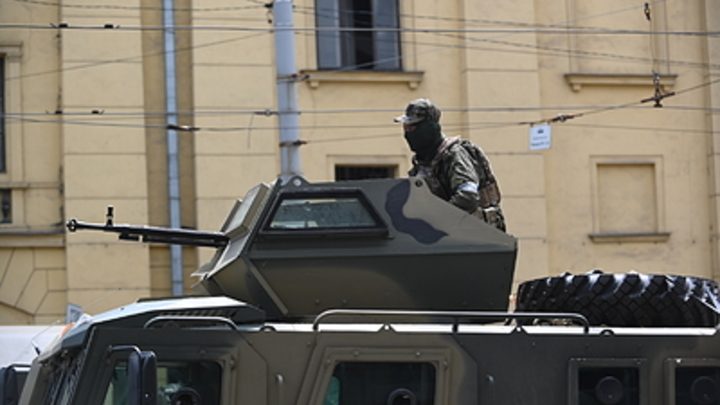 Польша - цирк без коней. Оппозиция "потеряла берега", а Варшава ждёт "Вагнер"