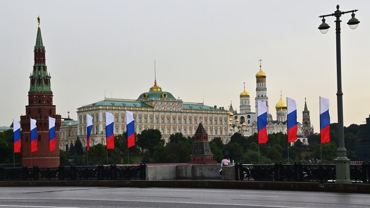 "Россия в отчаянии": Сатановский раскрыл агентов во власти