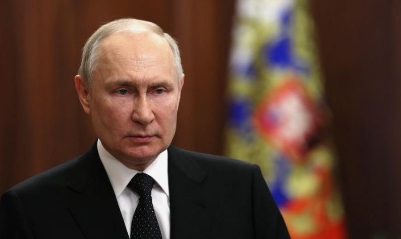 Ну и кто тут "терпилы"? Путин ударил по Западу его же оружием: Россия "грабанула" вороватых англосаксов по-крупному