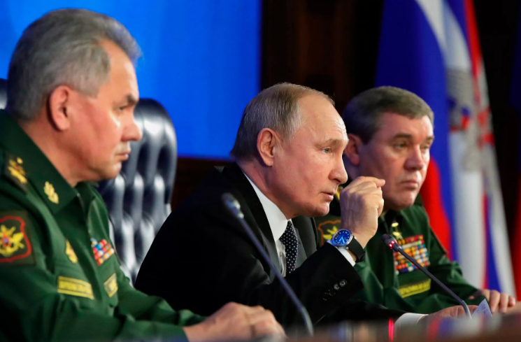 В Кремле готовятся к Победе: Помощь для страны У подходит к концу. С Запада пришли долгожданные известия