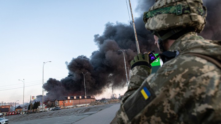 ВСУ поворачивают на Киев: На сторону русских перешли боевики "Азова"