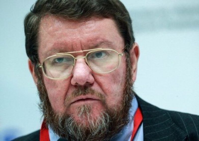 Соловьёв лишил Сатановского работы за его оскорбления Марии Захаровой