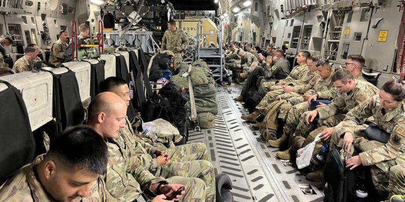 НАТО развернет у границ Беларуси и России несколько сотен тысяч войск