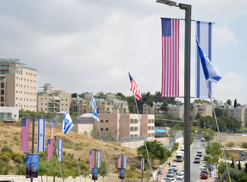 США толкают Израиль к уничтожению