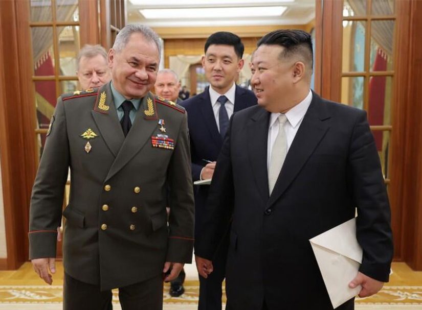 Ким Чен Ын начал поставки в Россию артиллерии