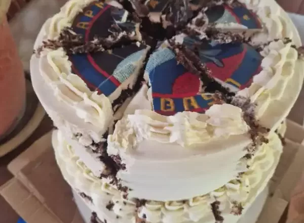 Отравленный торт: Что произошло на юбилее, где пытались убить 80 офицеров