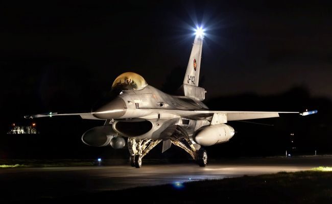 ВСУ будут запускать свои F-16A/AM без РЛС с шоссейных дорог Западной Украины?