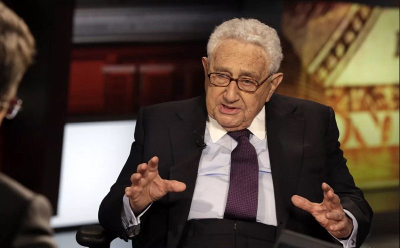 В США на 101 году скончался Генри Киссинджер