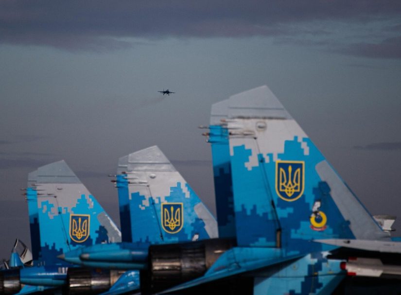 Украинский военный летчик перелетел в Россию