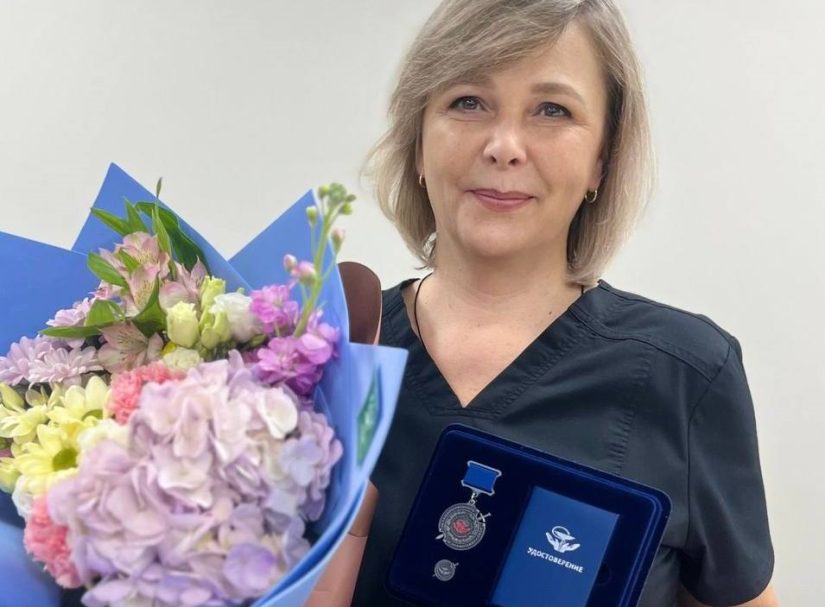Медсестра вернулась с фронта и получила награду