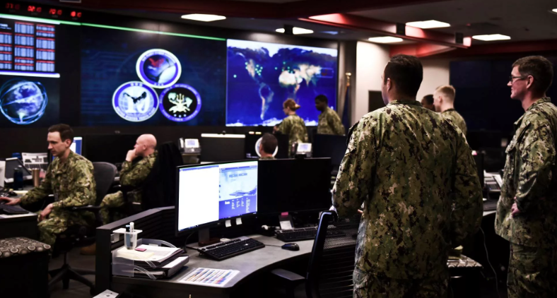 Русские попёрли вовсю? В штабе НАТО забили тревогу: Спутники Запада "вырубает" один за другим