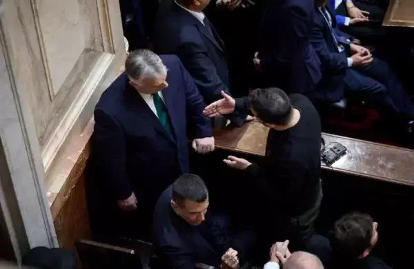 Экс-комик попытался прижать Орбана к стенке, но после разговора на повышенных тонах – вылетел из зала с "кислой миной" на лице